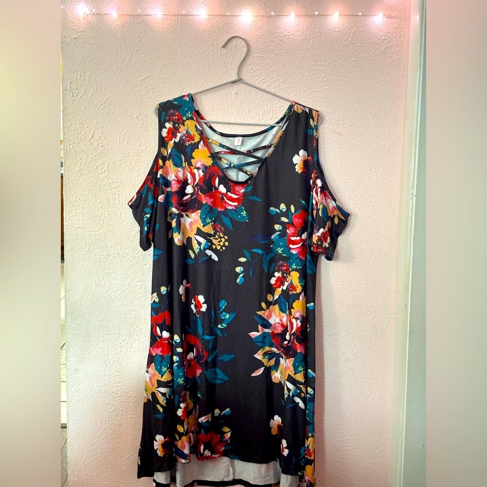 Floral Cold Shoulder Midi Dress